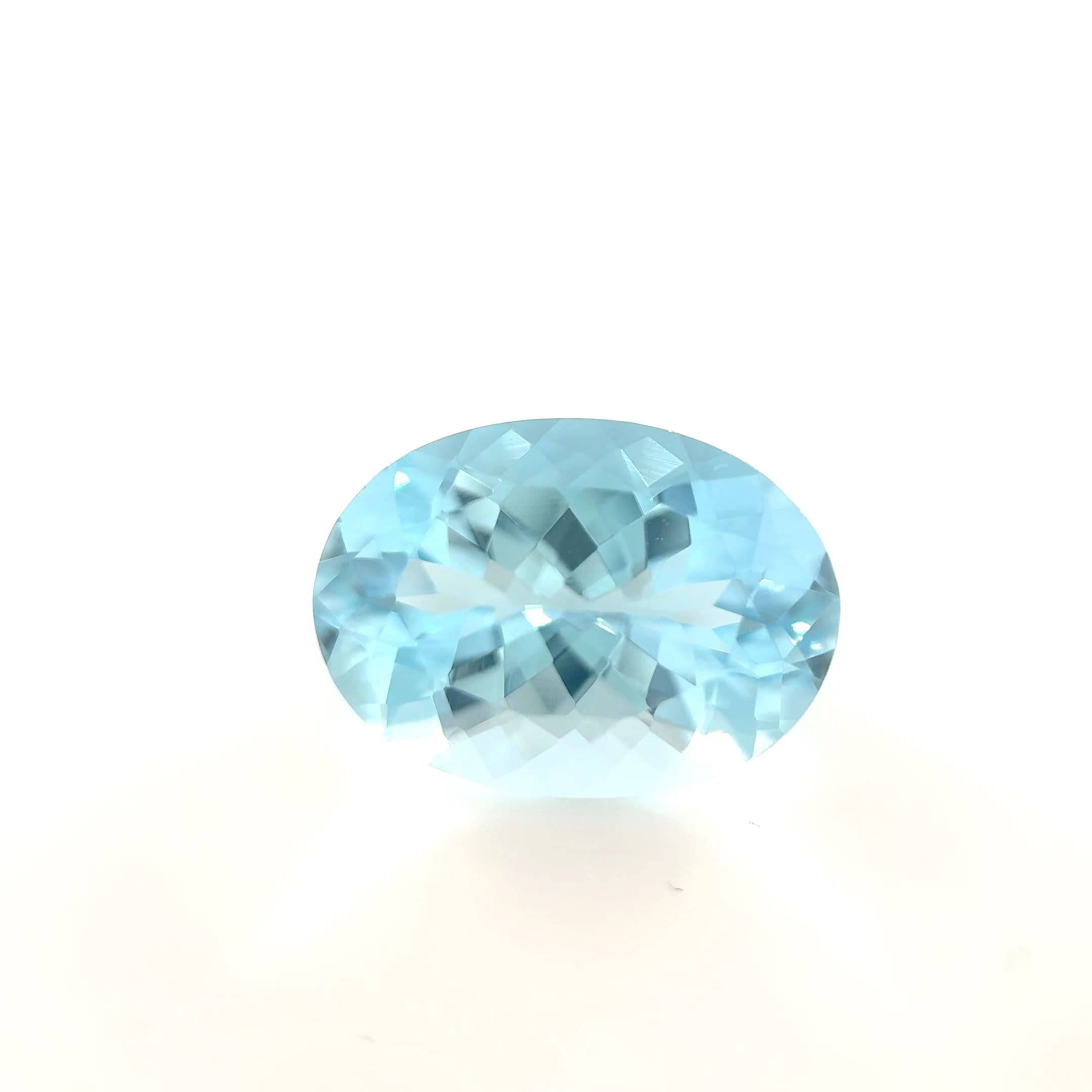 5.73ct Oval Natural Aquamarine