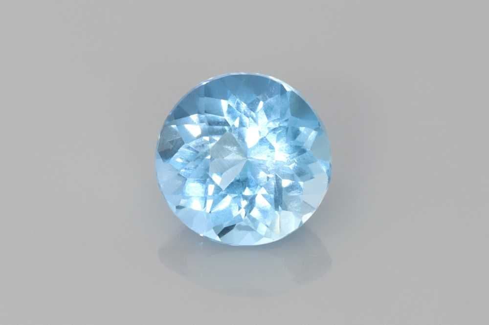 0.95ct Round Natural Aquamarine