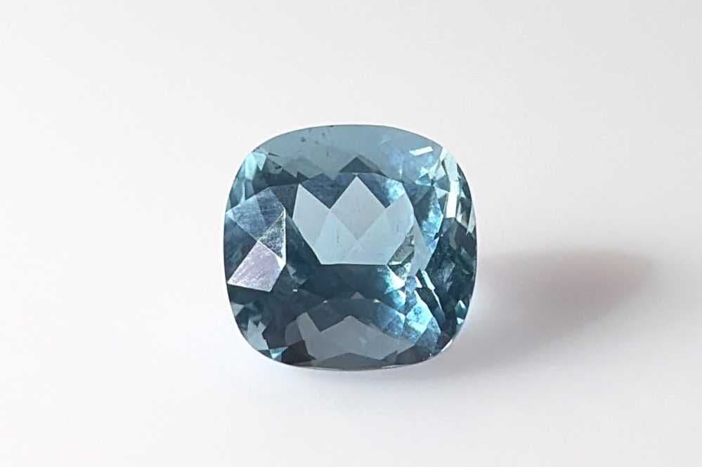 4.31ct Cushion Natural Aquamarine
