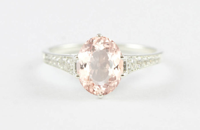 Oval Morganite rose/white/yellow gold 